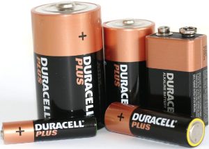 duracell-batteries-photo-co-comparestoreprices-co-uk